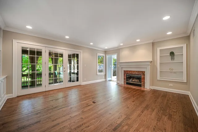 $6,175 | 662 Greenview Place, Lake Forest, IL 60045