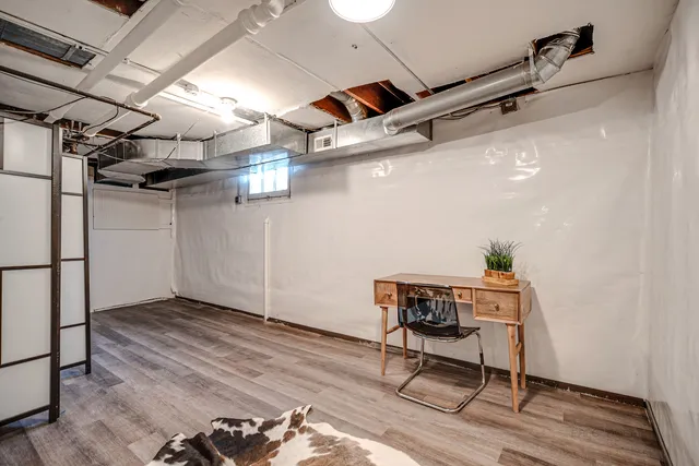 $6,175 | 662 Greenview Place, Lake Forest, IL 60045