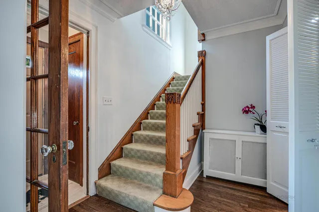 $6,175 | 662 Greenview Place, Lake Forest, IL 60045