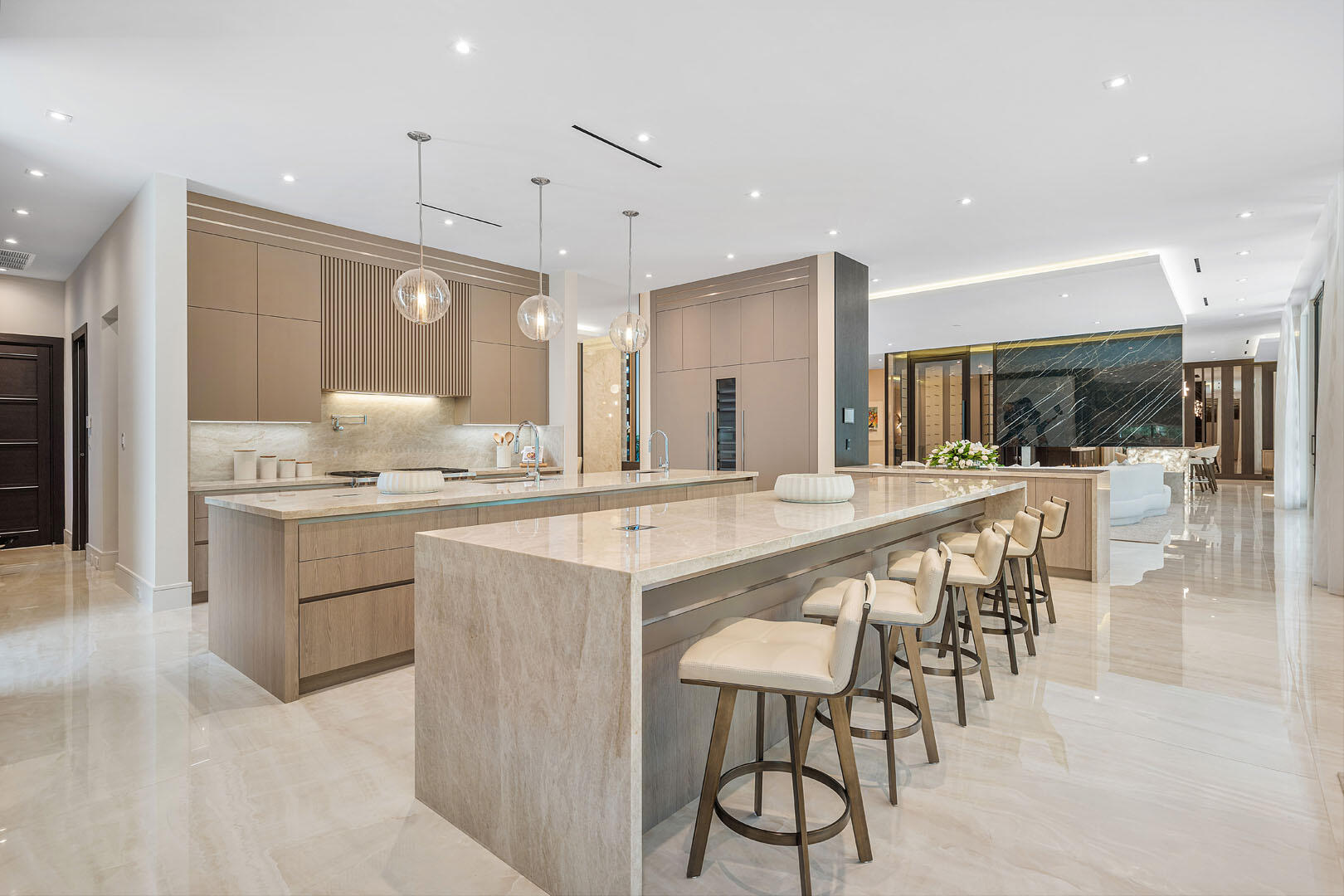 212 Alexander Palm Road Boca Raton, FL 33432 - Photo 15 of 75 212_Alexander_Palm_Road_16