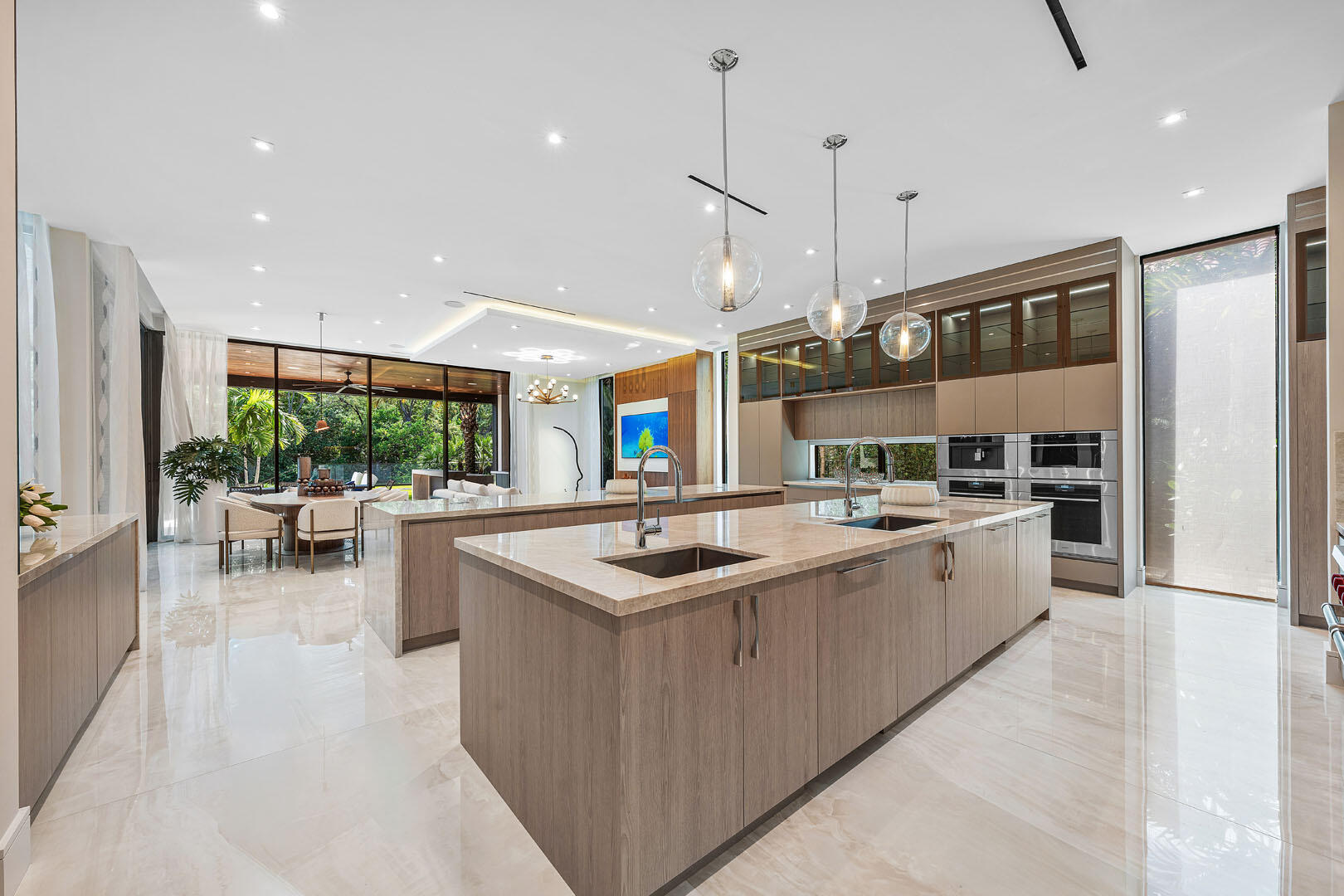 212 Alexander Palm Road Boca Raton, FL 33432 - Photo 16 of 75 212_Alexander_Palm_Road_18