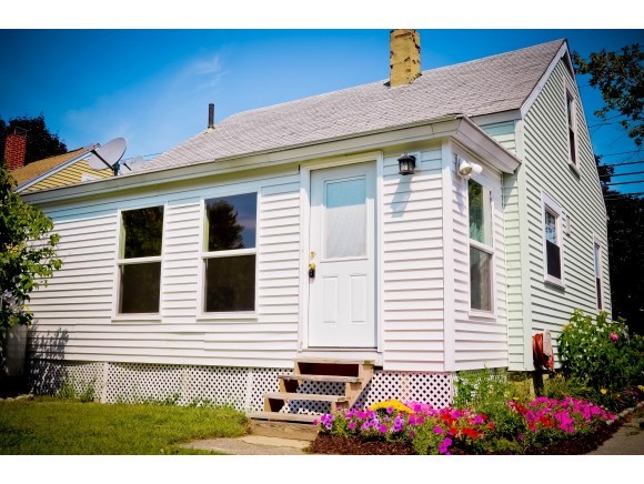 228 North Main Street Rochester, NH 03867 - Photo 1 of 36