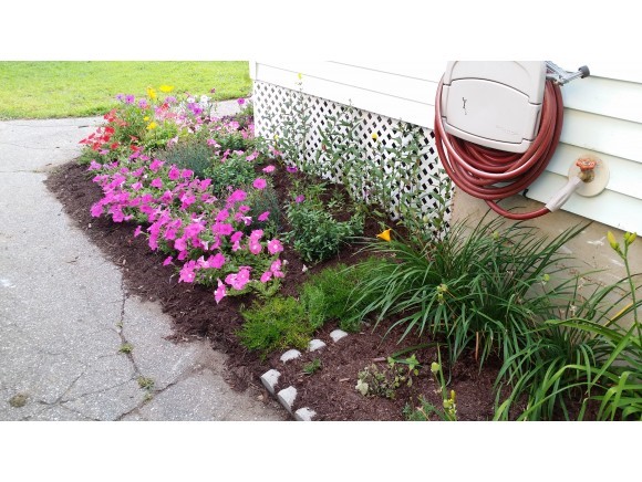 228 North Main Street Rochester, NH 03867 - Photo 26 of 36