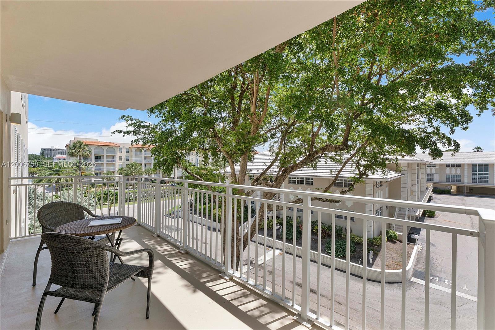 950 De Soto Road, Unit 3C Boca Raton, FL 33432 - Photo 15 of 41