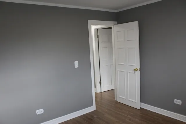 $299,900 | 551 West 95th Street, Chicago, IL 60628