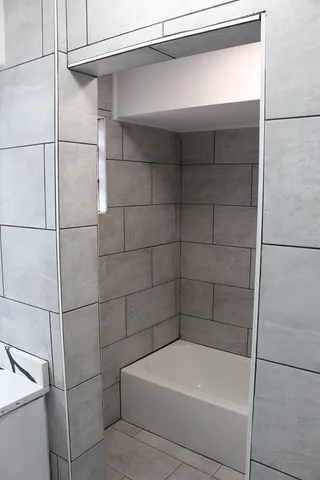 $299,900 | 551 West 95th Street, Chicago, IL 60628