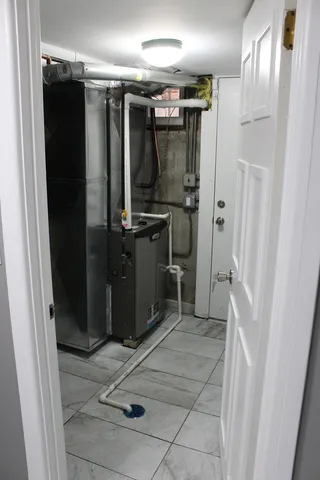 $299,900 | 551 West 95th Street, Chicago, IL 60628