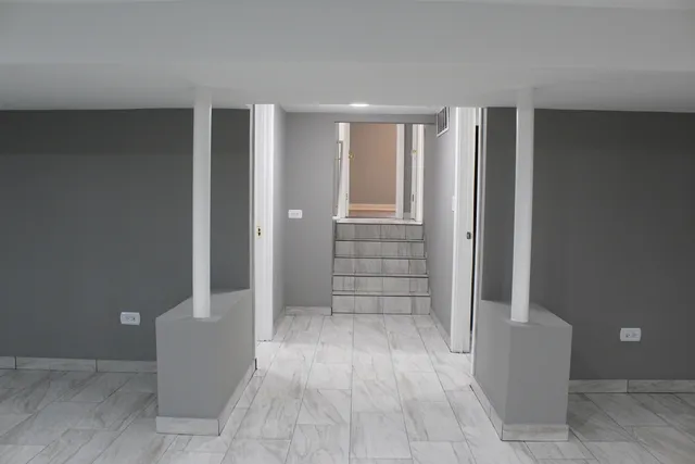 $299,900 | 551 West 95th Street, Chicago, IL 60628