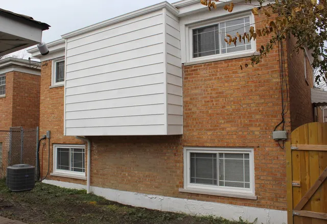 $299,900 | 551 West 95th Street, Chicago, IL 60628