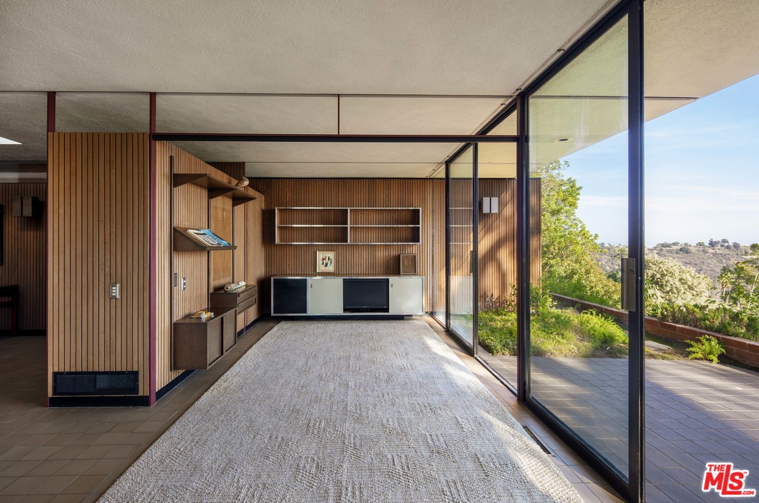 1811 Bel Air Road Los Angeles, CA 90077 - Photo 4 of 8