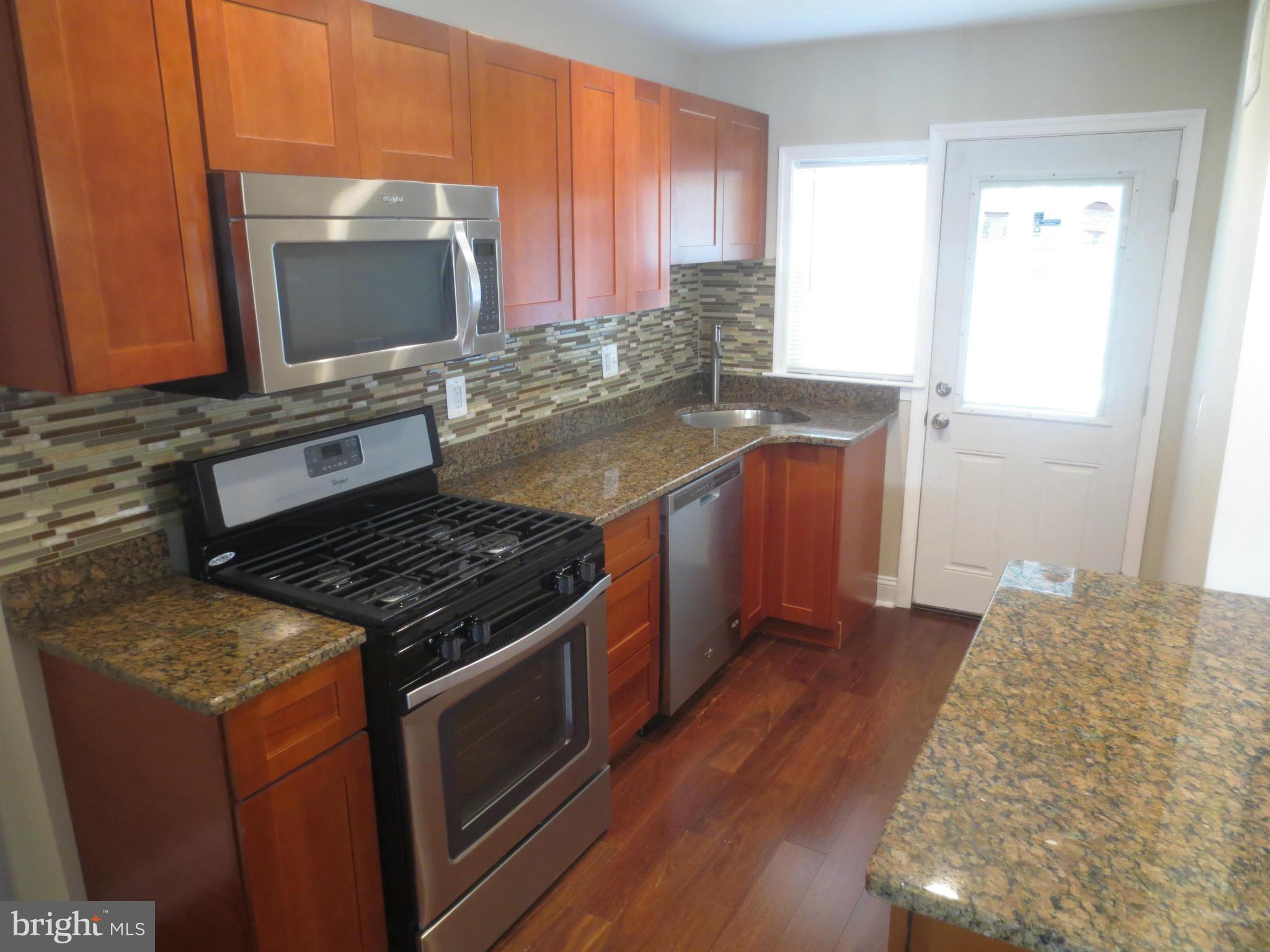 912 Stamford Road Baltimore, MD 21229 - Photo 1 of 28 All New Kitchen-Granite !