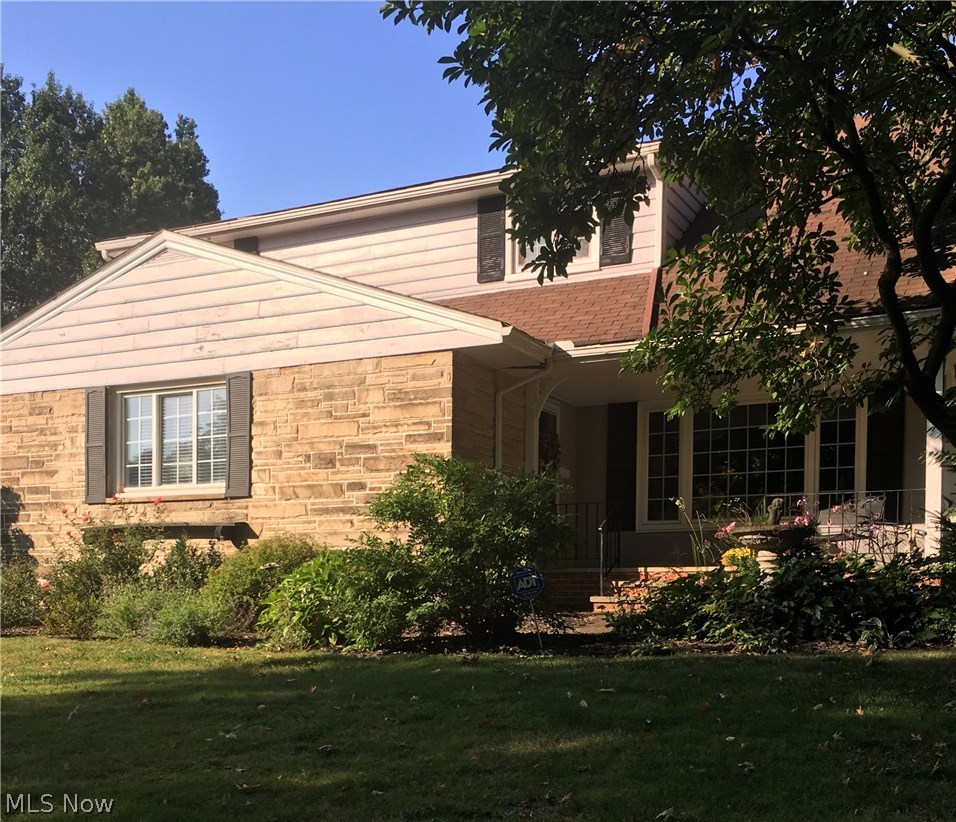 4167 Hadleigh Road Cleveland, OH 44118 - Photo 1 of 20 Gallery Image 1