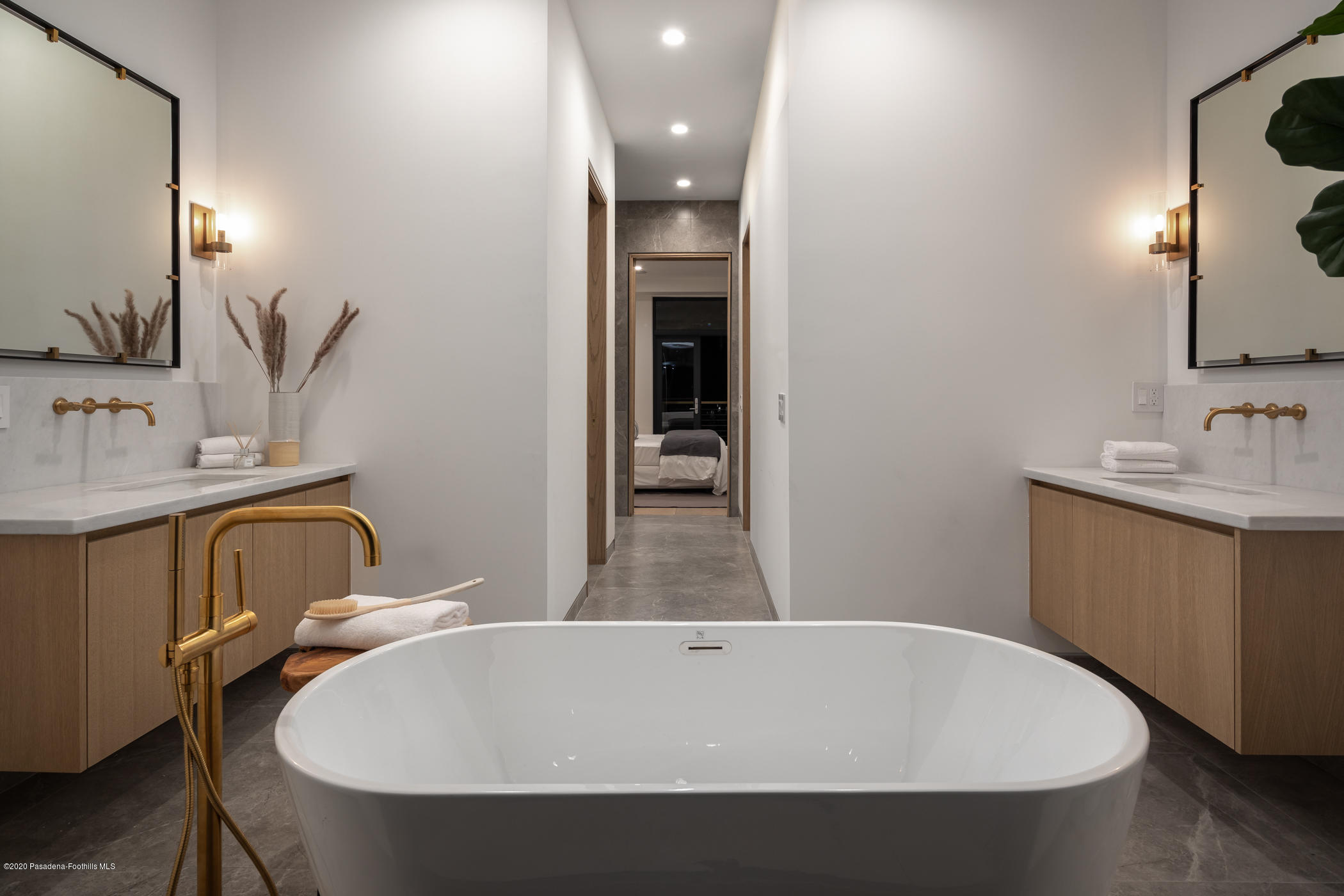 1105 Buena Vista Street South Pasadena, CA 91030 - Photo 18 of 29 Master Bath