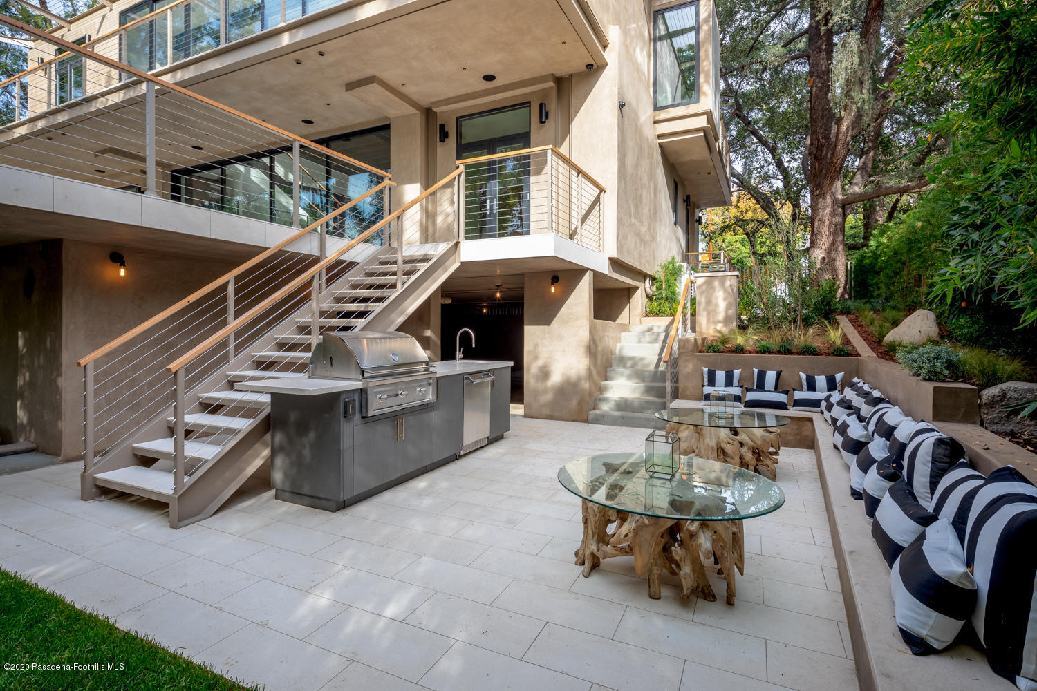 1105 Buena Vista Street South Pasadena, CA 91030 - Photo 21 of 29 BBQ & Built-in Sitting Area