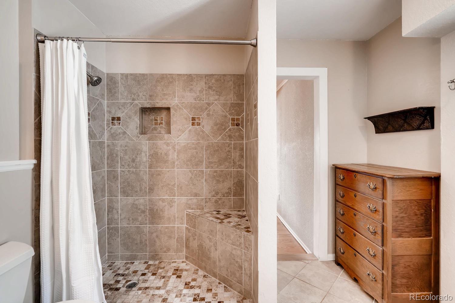 5157 Decatur Street Denver, CO 80221 - Photo 19 of 28 Gallery Image 19