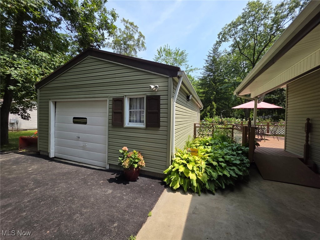 4810 Hickory Road West Farmington, OH 44491 - Photo 32 of 40