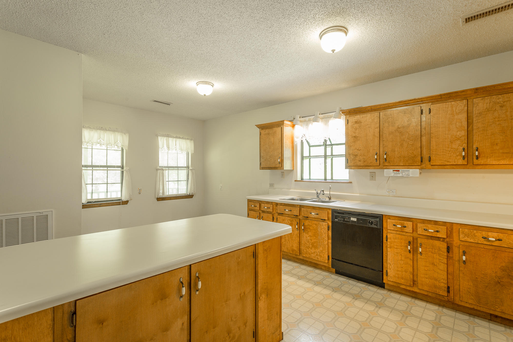 6050 Browntown Road Chattanooga, TN 37415 - Photo 35 of 65 6050 Browntown Road-52