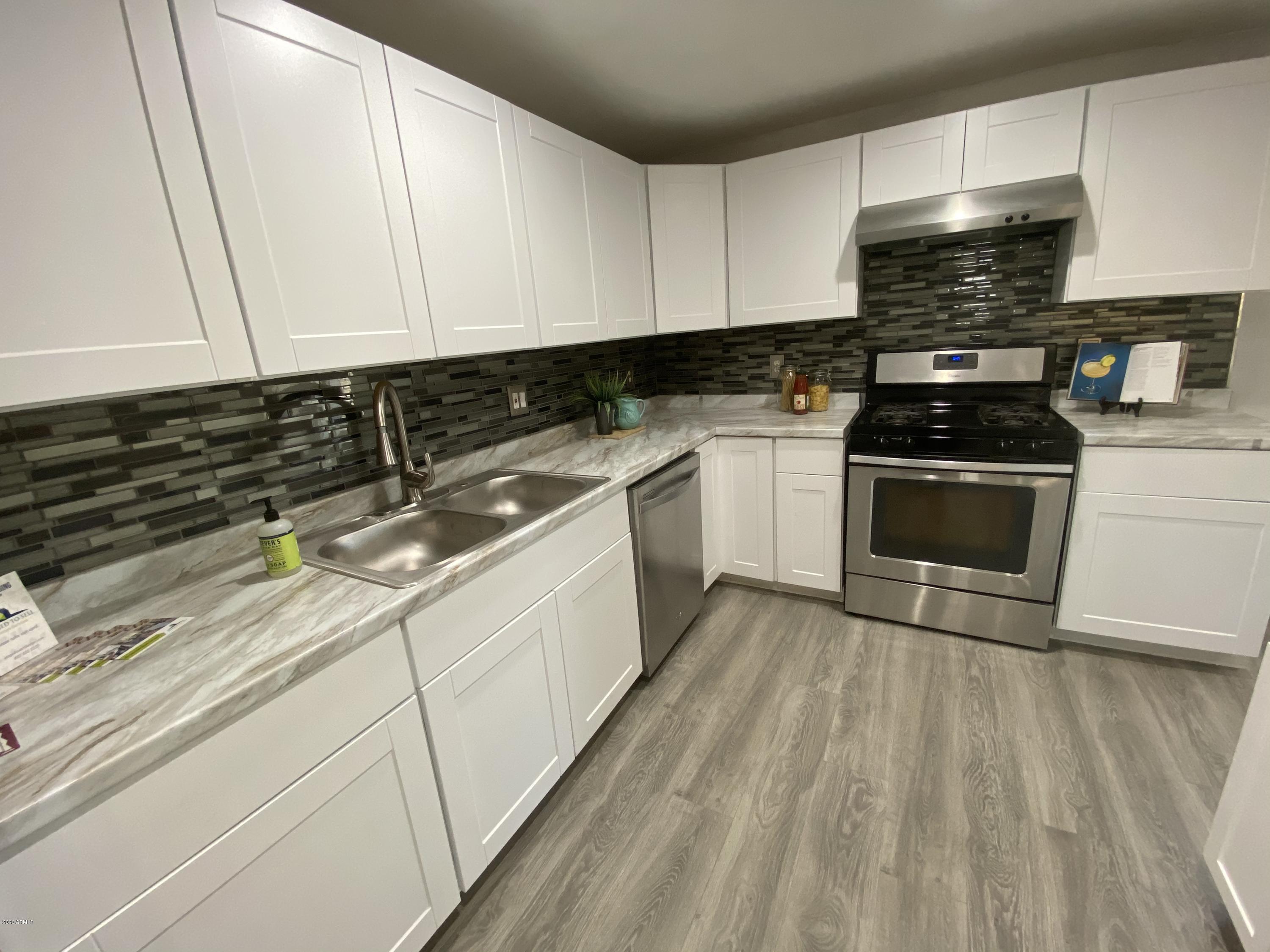 6514 West Granada Road Phoenix, AZ 85035 - Photo 9 of 27 C0DCF508-B7D3-4593-AA5D-9F67BB77345A