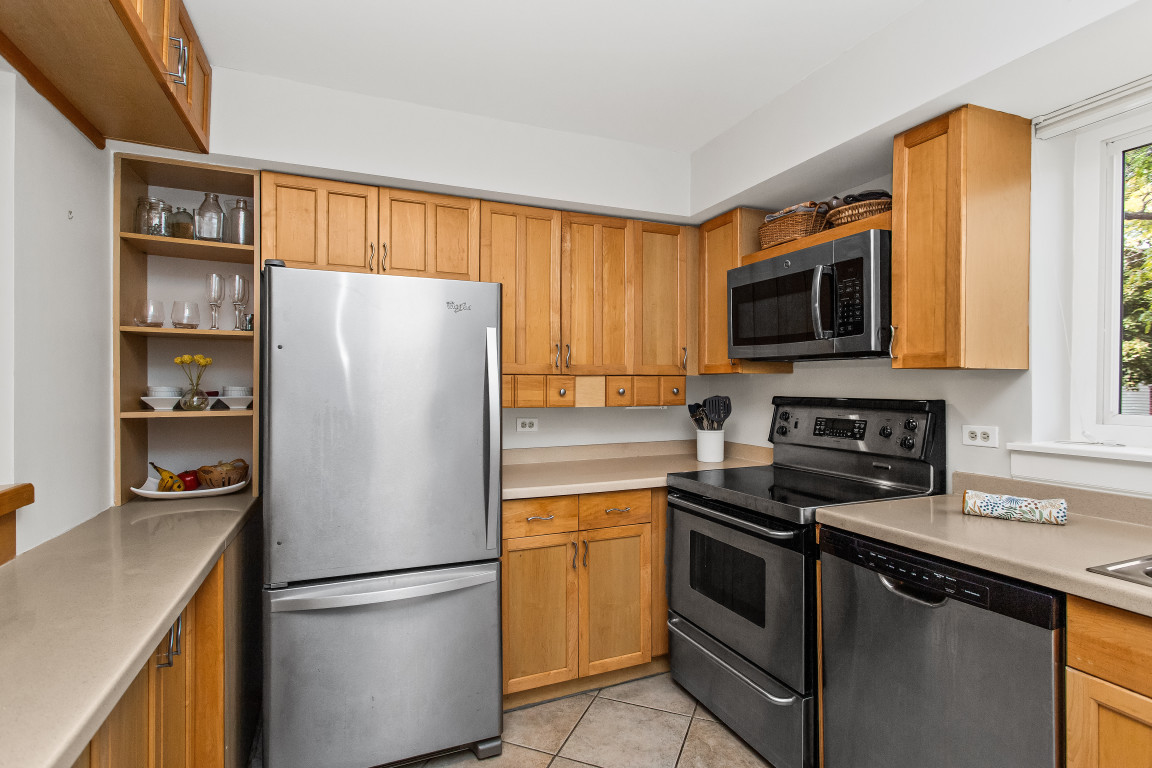 435 Elm Street, Unit 4G Deerfield, IL 60015 - Photo 11 of 29