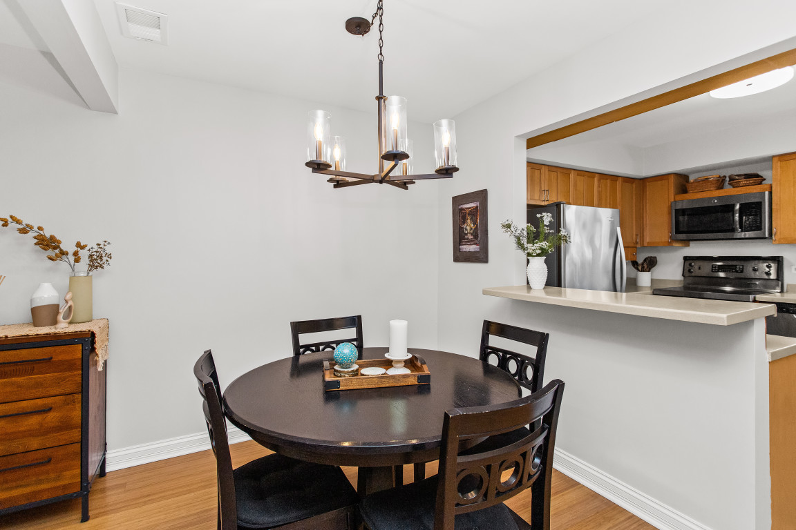 435 Elm Street, Unit 4G Deerfield, IL 60015 - Photo 8 of 29