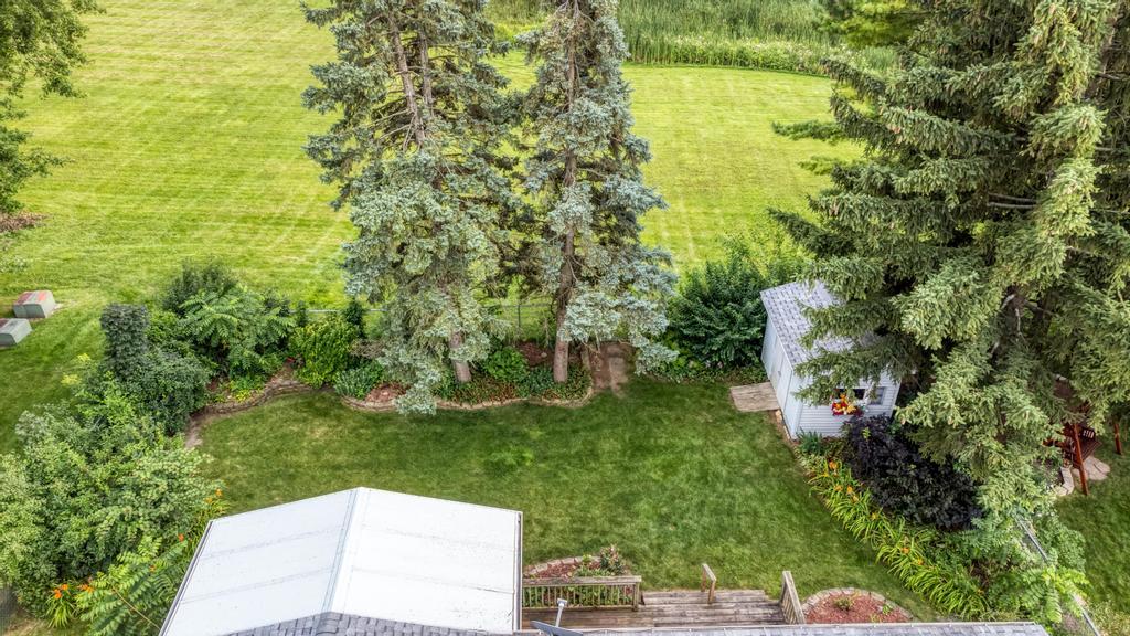 457 Fall Circle Roselle, IL 60172 - Photo 35 of 37 a view of a yard with an outdoor seating