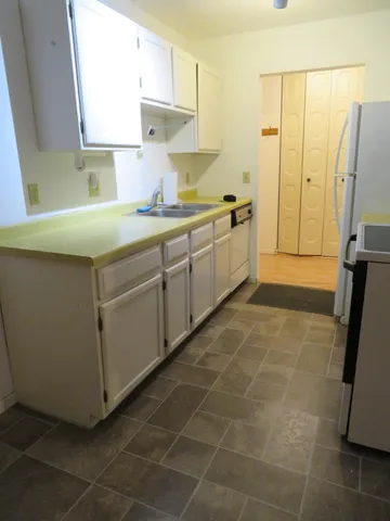 $84,900 | 3306 2nd Street North, Unit D26, Fargo, ND 58102