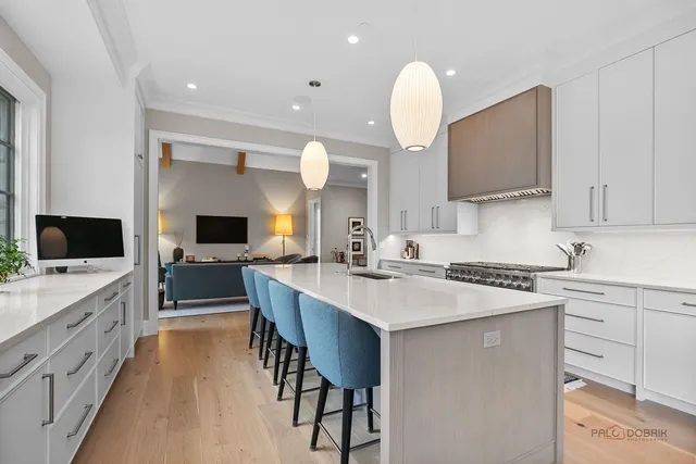 $2,450,000 | 355 Hickory Court, Lake Forest, IL 60045