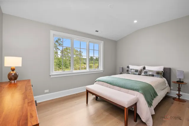 $2,450,000 | 355 Hickory Court, Lake Forest, IL 60045