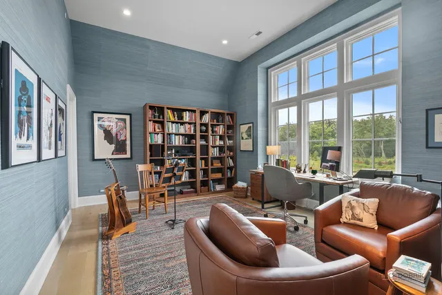 $2,450,000 | 355 Hickory Court, Lake Forest, IL 60045