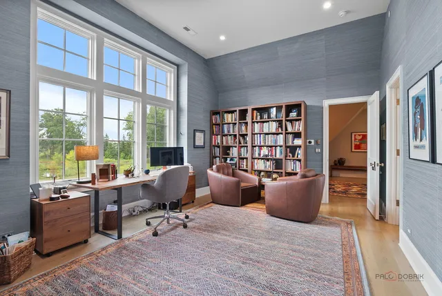 $2,450,000 | 355 Hickory Court, Lake Forest, IL 60045