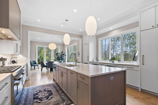 $2,450,000 | 355 Hickory Court, Lake Forest, IL 60045