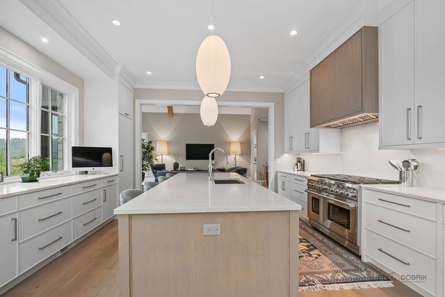 $2,450,000 | 355 Hickory Court, Lake Forest, IL 60045