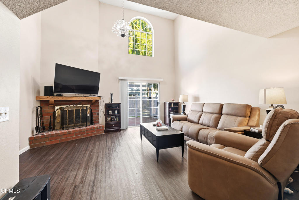 3429 Rio Hato Court Camarillo, CA 93010 - Photo 5 of 32