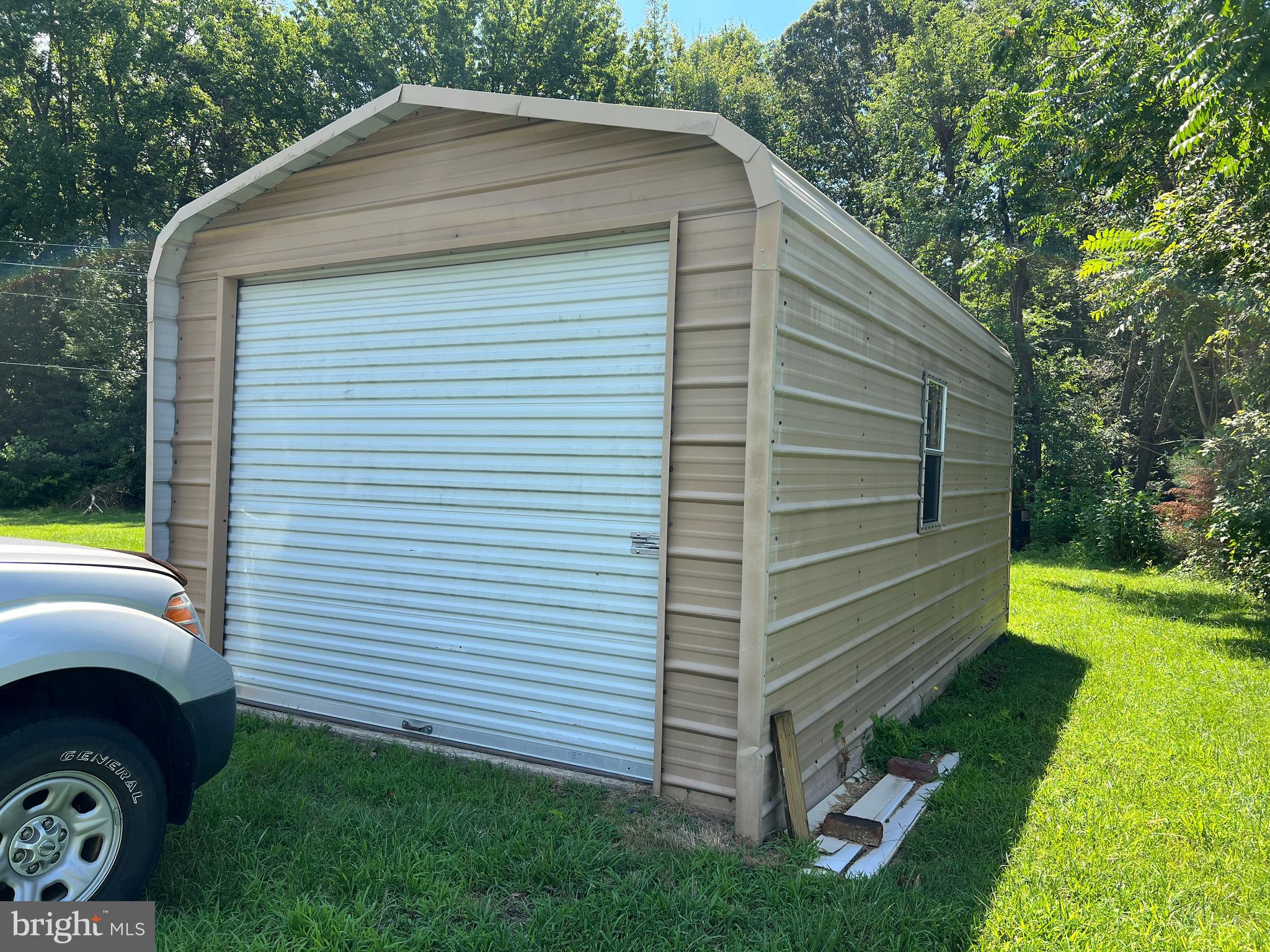 14070 Ridge Road King George, VA 22485 - Photo 18 of 24 1 car garage that can be secured.