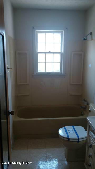 6211 Cooper Chapel Road Louisville, KY 40229 - Photo 7 of 12 3