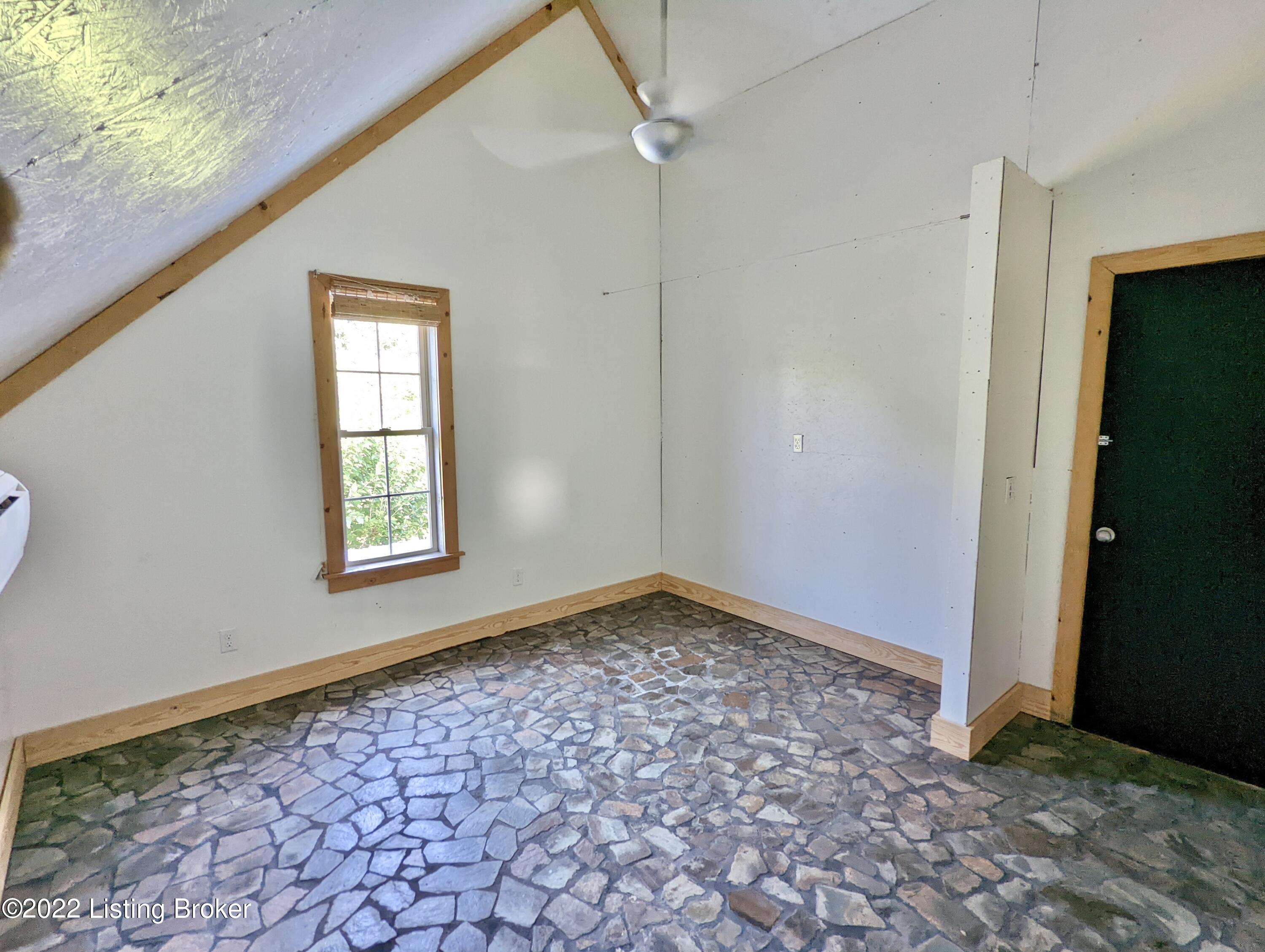 4591 Mayes Creek Road Springfield, KY 40069 - Photo 28 of 39 3FAA4350-33FD-47FB-BF95-47A7CE196225