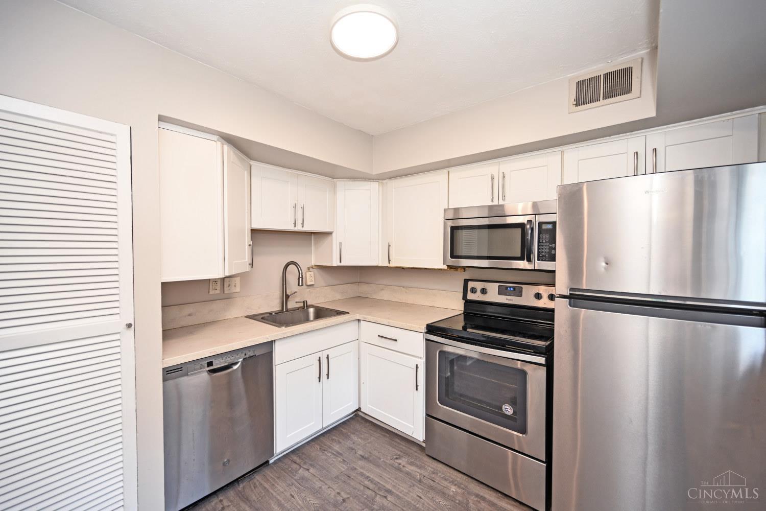 7752 Montgomery Road, Unit 29 Cincinnati, OH 45236 - Photo 12 of 31