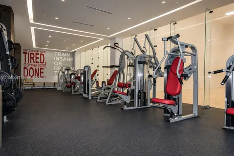$1,190,000 | 901 Brickell Key Boulevard, Unit 1009, Miami, FL 33131