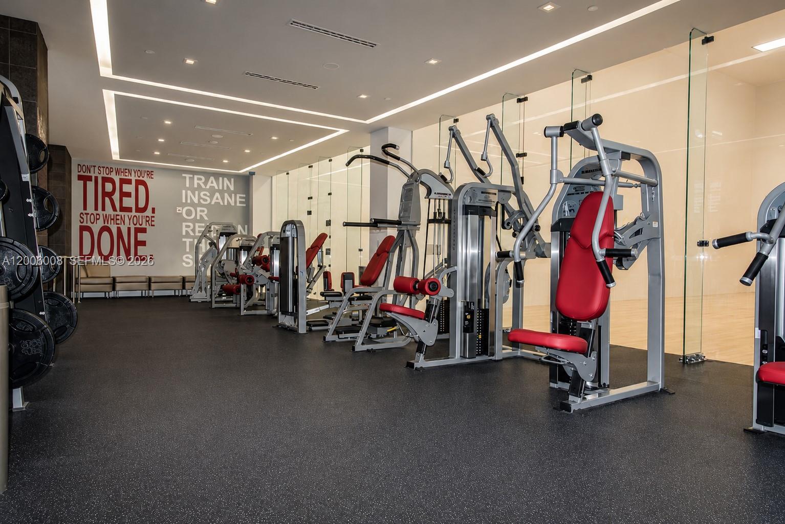 901 Brickell Key Boulevard, Unit 1009 Miami, FL 33131 - Photo 30 of 33