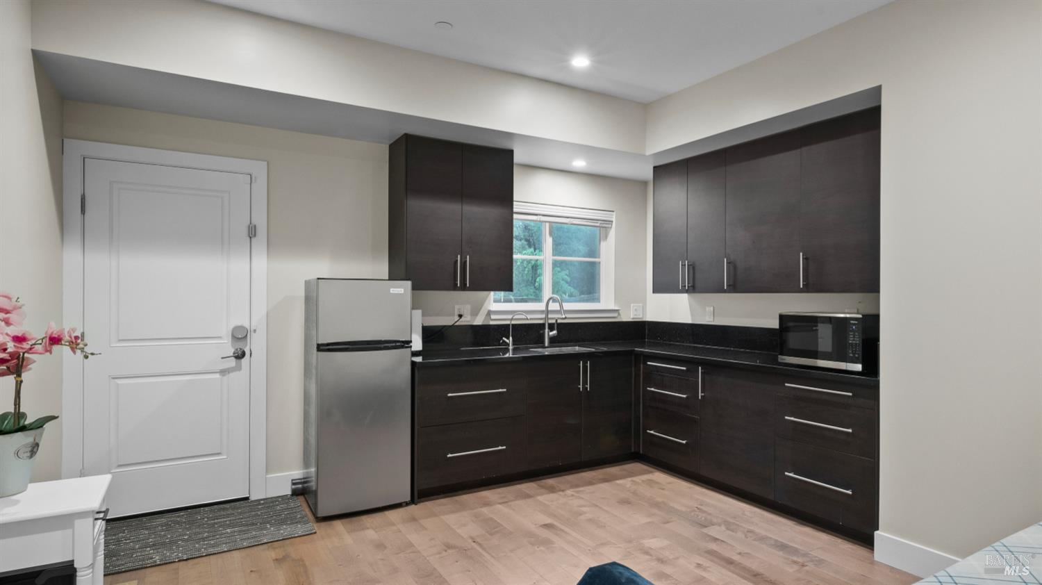 3720 Deauville Place Santa Rosa, CA 95403 - Photo 6 of 69