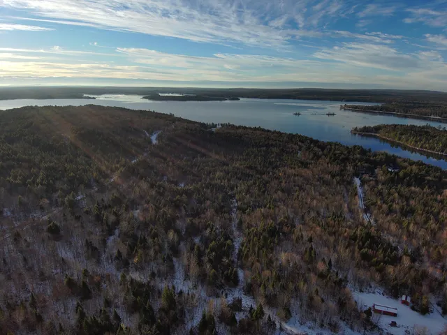 $49,900 | 60 Pratt Cove Road, Island Falls, ME 04747