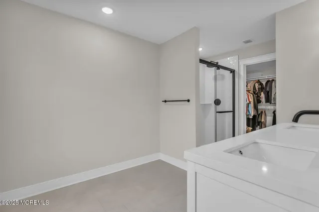 $850,000 | 314 Auburn Terrace, Manalapan, NJ 07726