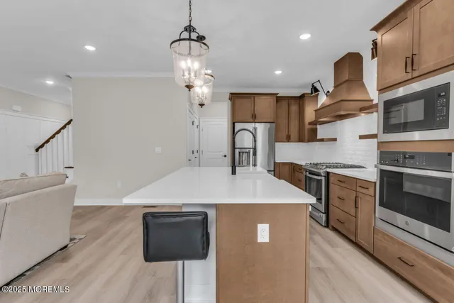 $850,000 | 314 Auburn Terrace, Manalapan, NJ 07726