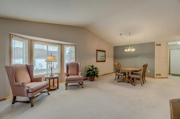 $339,900 | 5170 Upper 141st Street West, Apple Valley, MN 55124