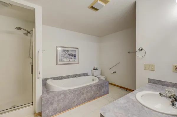 $339,900 | 5170 Upper 141st Street West, Apple Valley, MN 55124