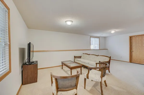 $339,900 | 5170 Upper 141st Street West, Apple Valley, MN 55124