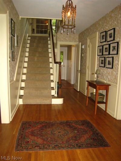 3342 Maynard Road Beachwood, OH 44122 - Photo 4 of 25 Pretty foyer with wood floors and opens to the dining room, living room and rear hall.