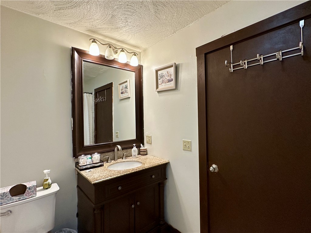 44 Beatrice Avenue, Unit 2 Warwick, RI 02889 - Photo 7 of 9