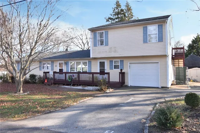 $2,400 | 44 Beatrice Avenue, Unit 2, Warwick, RI 02889