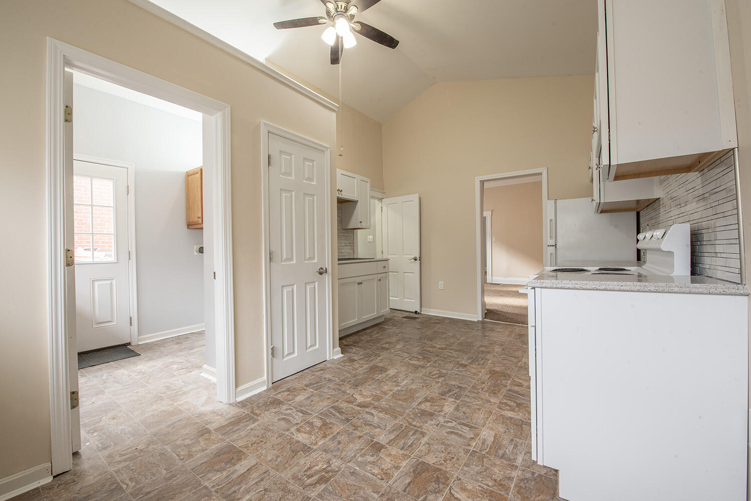 1920 Russell Street Covington, KY 41014 - Photo 11 of 16 Gallery Image 11